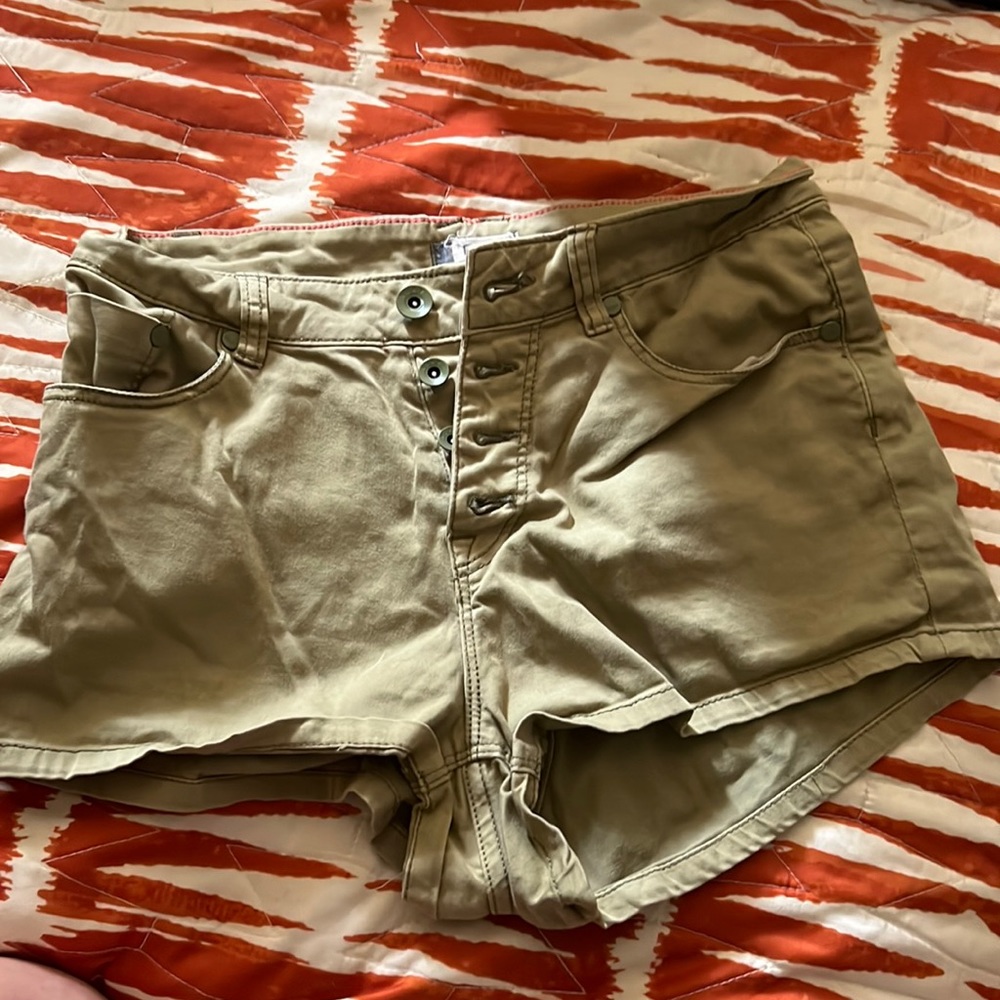 Mini short